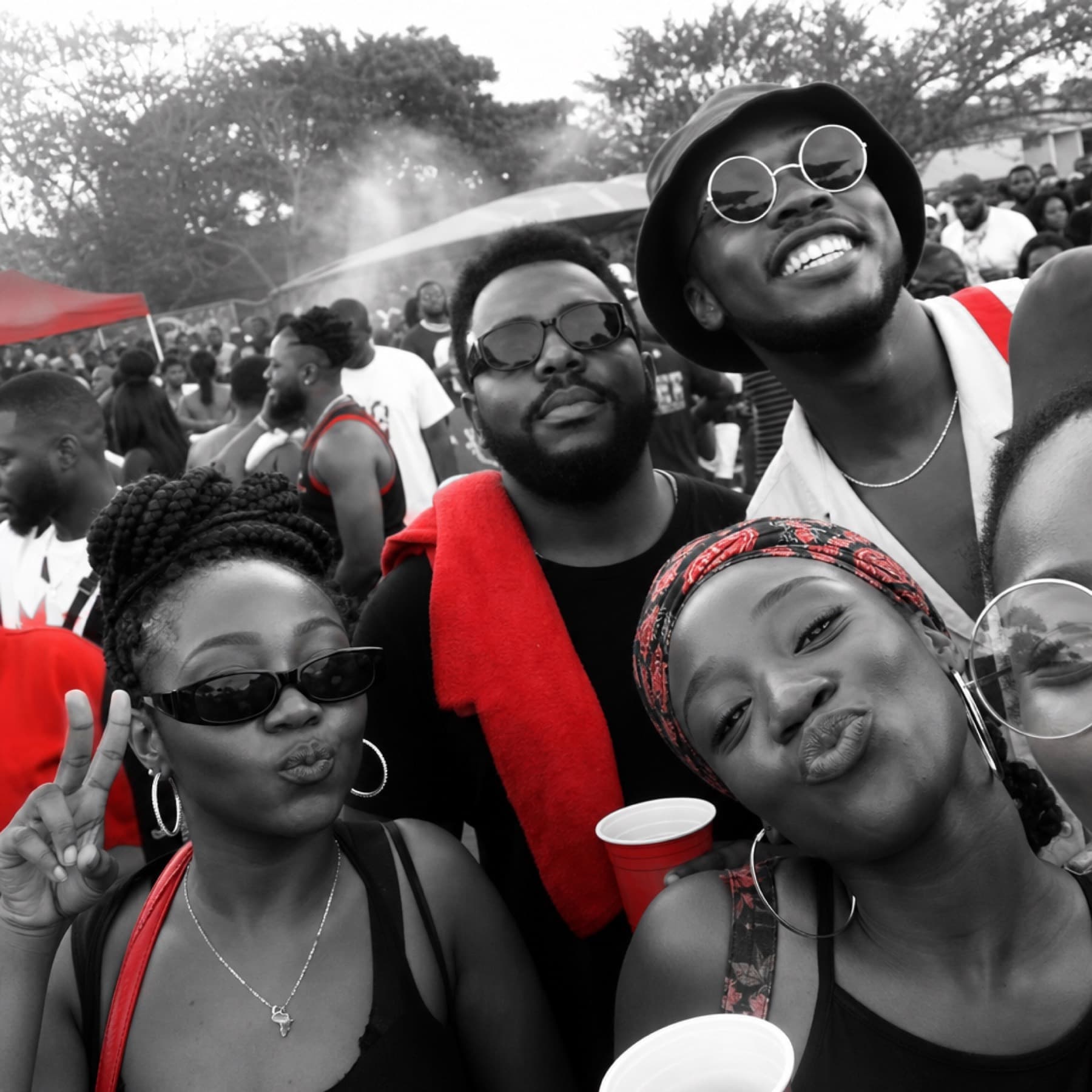 Candid crowd moment from Choma Festival
